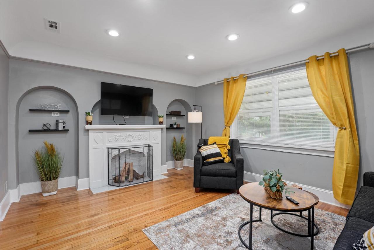 Modern & Cozy East Side Gem ~ Queen Beds ~ Parking Detroit Exterior foto